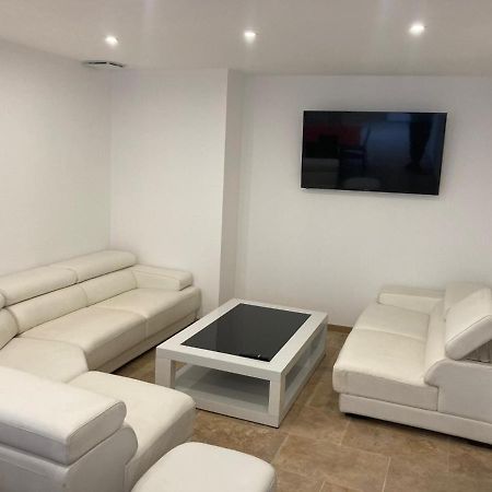 Mas Feuillade Logement Partage Nîmes Exteriör bild